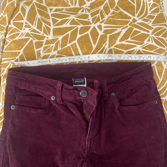 Patagonia Womens Sz24 Burgundy Corduroy Pants, Low Rise, Organic, Stretch Casual - Picture 3 of 6